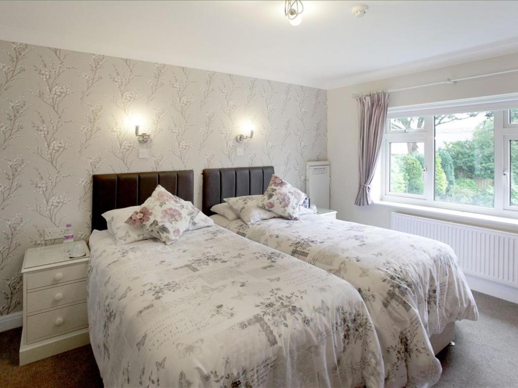 The Hinton Guest House Knutsford Exterior photo
