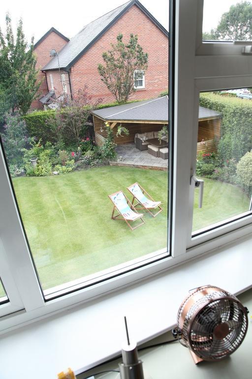 The Hinton Guest House Knutsford Exterior photo